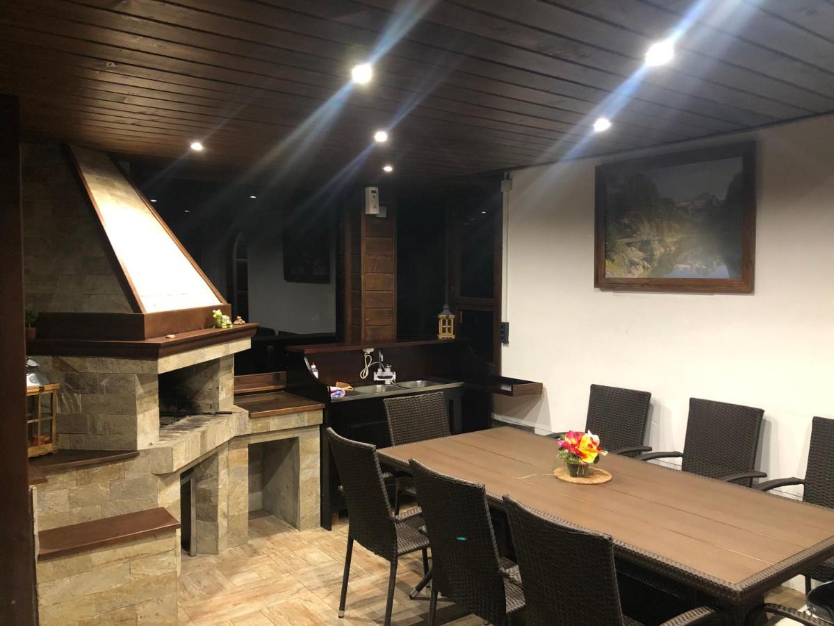 Вила Пенчеви, Кк. Цигов Чарк Exteriör bild